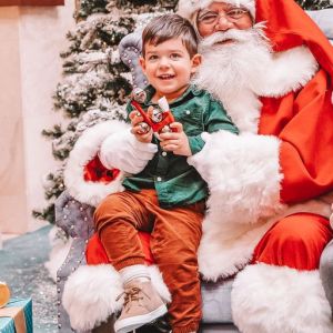 11/7-12/24 - Photos with Santa at The Mall at UTC