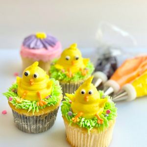 04/12 - Easter Cupcake Decorating Workshop at Pineapple Kitchen